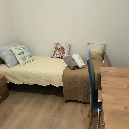 Apartman Maja - 3 Bedrooms