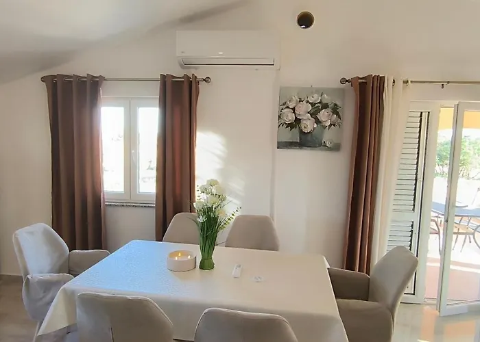 Appartement Maja - 3 Bedrooms *