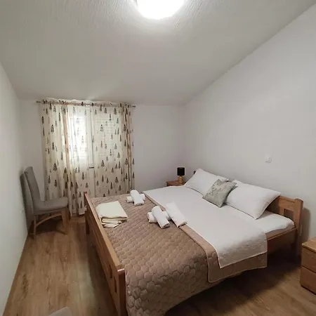 Maja - 3 Bedrooms Apartment